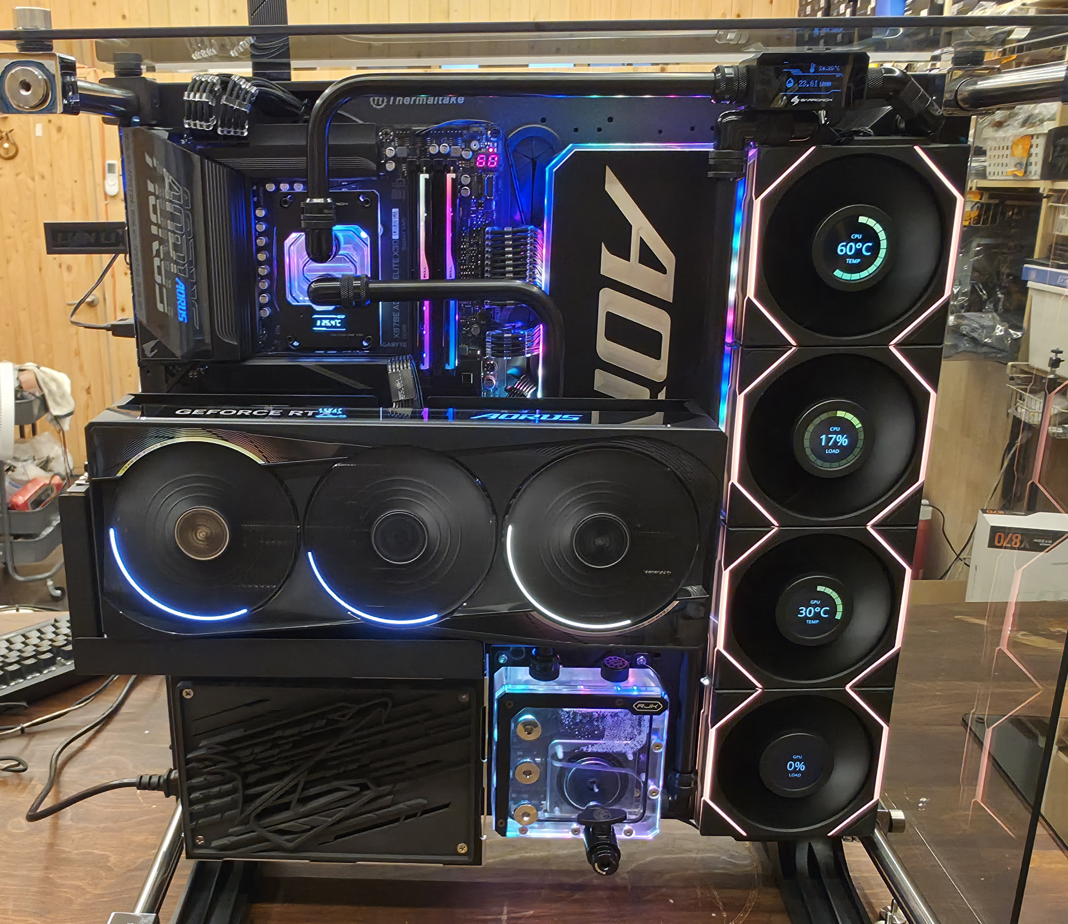 9850X3D2 + RTX 5080 MASTER 커스텀 게이밍PC 출고 - 써멀테이크 CORE P5 강화유리 에디션